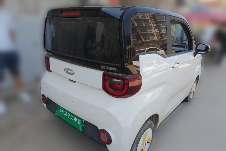 Used Chery QQ Ice Cream 2022 120km Conical Shape Lithium Iron Phosphate Exterior 5