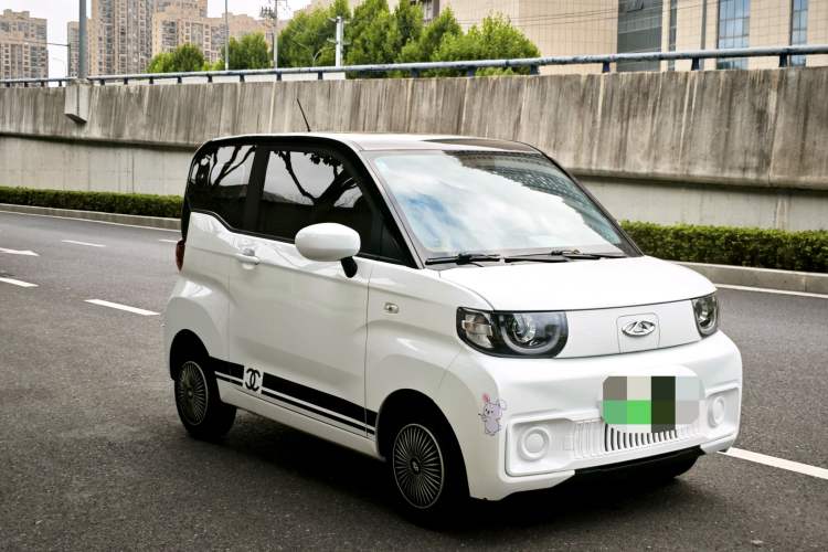 Used Chery QQ Ice Cream 2022 170km Sundae Phosphate Lithium-Ion Exterior 6