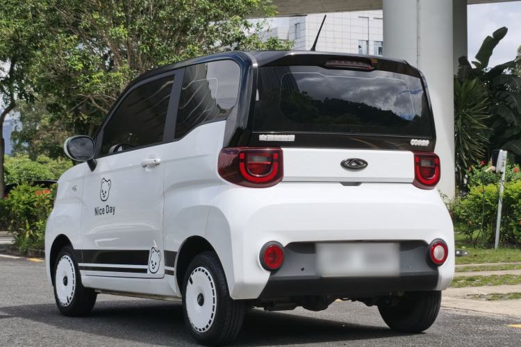 Used Chery QQ Ice Cream 2022 170km Sundae Phosphate Lithium-Ion Exterior 6