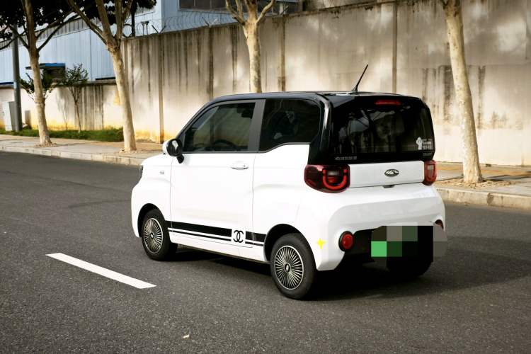 Used Chery QQ Ice Cream 2022 170km Sundae Phosphate Lithium-Ion Exterior 7