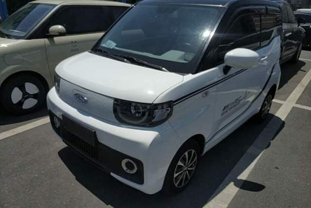 Used Chery QQ Ice Cream 2022 170km Sundae Phosphate Lithium-Ion