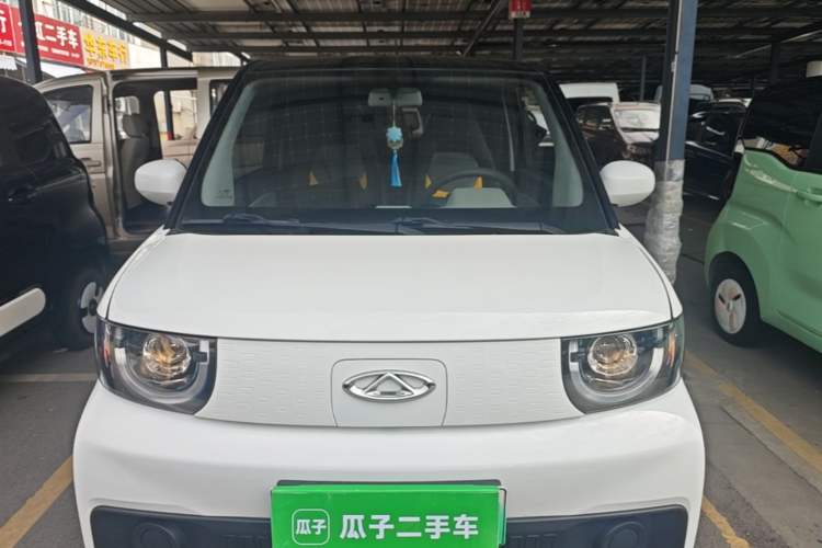 Used Chery QQ Ice Cream 2022 Pudding Model Front