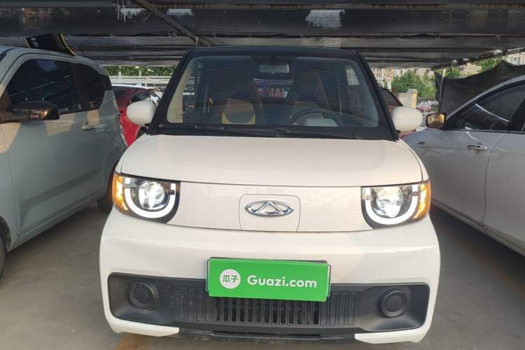 Used Chery QQ Ice Cream 2022 120km Conical Shape Lithium Iron Phosphate Front