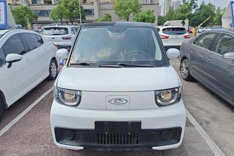 Used Chery QQ Ice Cream 2022 Pudding Model Front