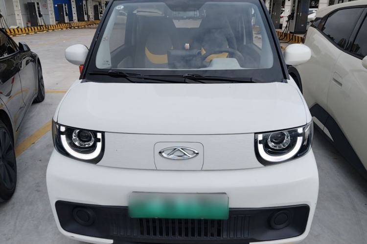 Used Chery QQ Ice Cream 2022 170km Sundae Phosphate Lithium-Ion Front