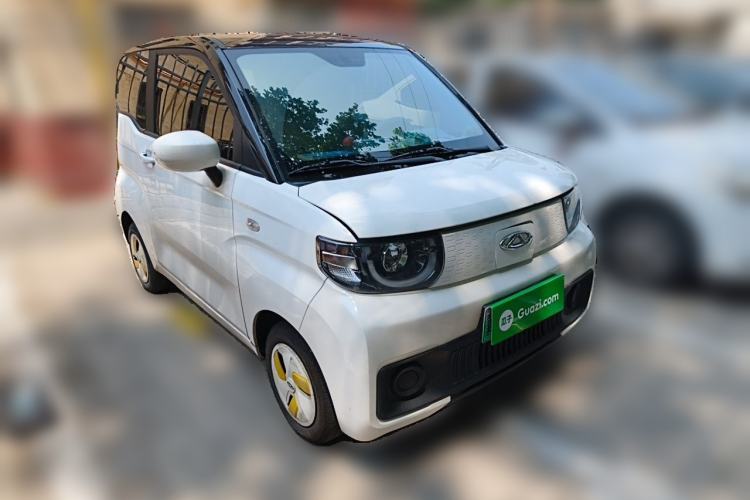 Used Chery QQ Ice Cream 2022 170km Sundae Phosphate Lithium-Ion Front Right 45 Deg