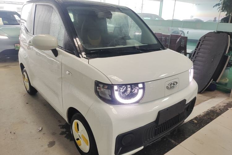 Used Chery QQ Ice Cream 2022 170km Sundae Phosphate Lithium-Ion Front Right 45 Deg
