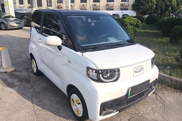 Used Chery QQ Ice Cream 2022 120km Conical Shape Lithium Iron Phosphate Front Right 45 Deg