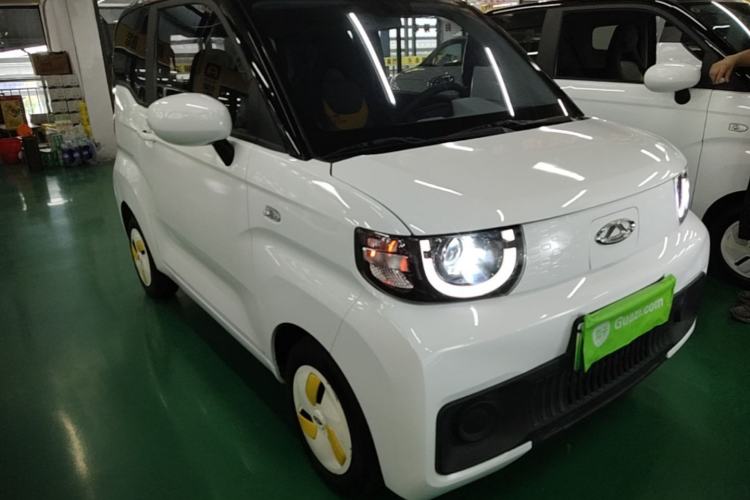 Used Chery QQ Ice Cream 2022 170km Sundae Phosphate Lithium-Ion Front Right 45 Deg