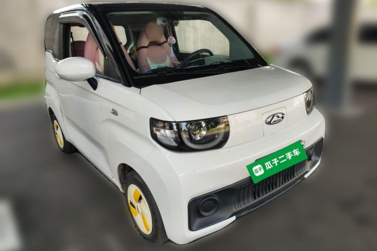 Used Chery QQ Ice Cream 2022 170km Sundae Phosphate Lithium-Ion Front Right 45 Deg