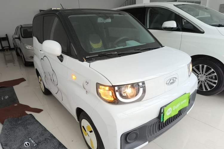 Used Chery QQ Ice Cream 2022 170km Sundae Phosphate Lithium-Ion Front Right 45 Deg