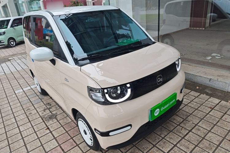 Used Chery QQ Ice Cream 2022 170km Sundae Phosphate Lithium-Ion Front Right 45 Deg