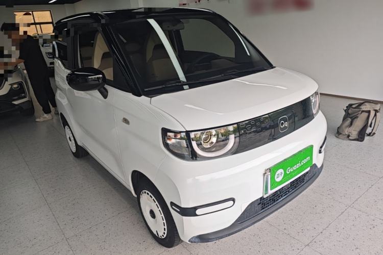 Used Chery QQ Ice Cream 2022 120km Conical Shape Lithium Iron Phosphate Front Right 45 Deg