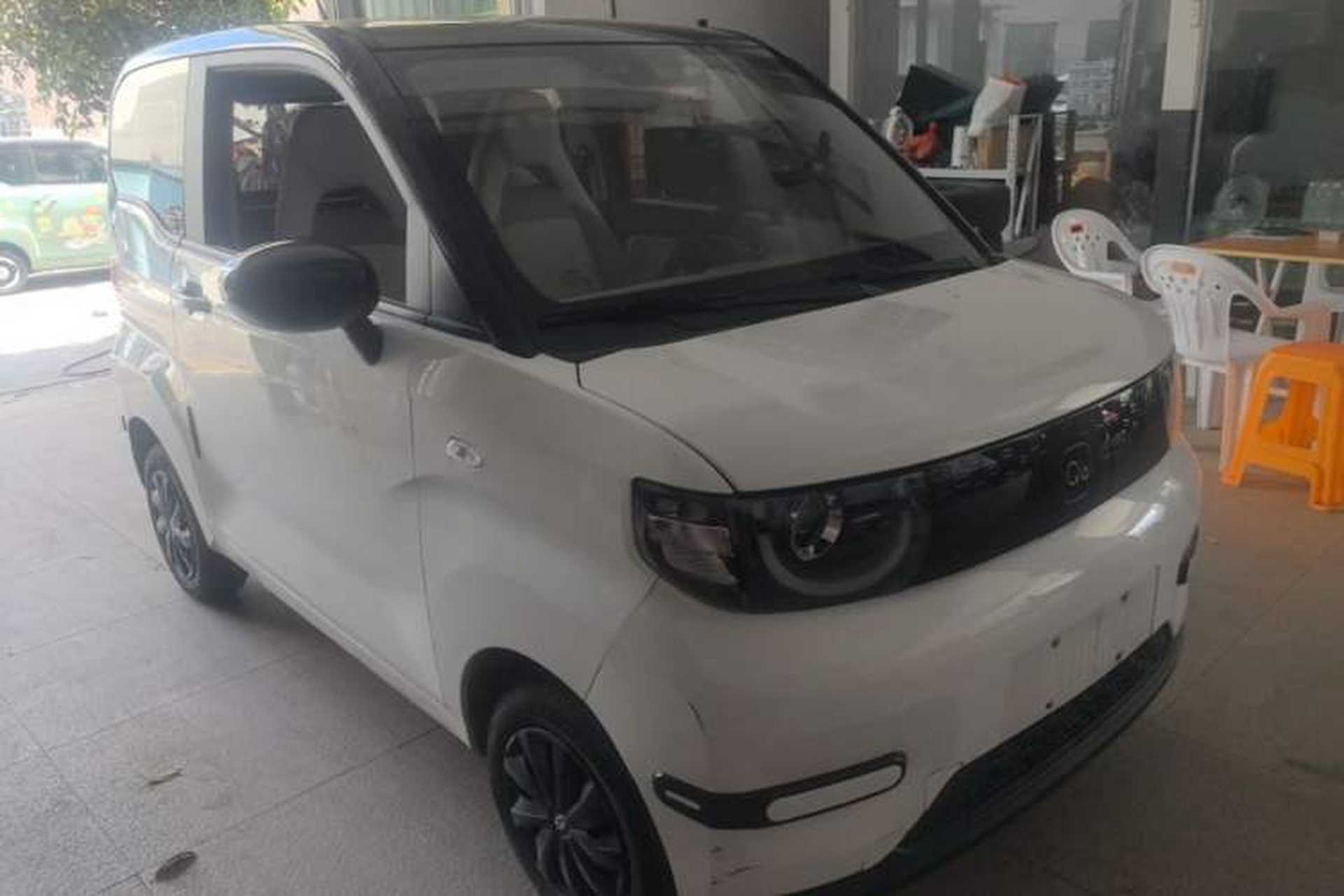 Used Chery QQ Ice Cream 2022 170km Sundae Phosphate Lithium-Ion Front Right 45 Deg