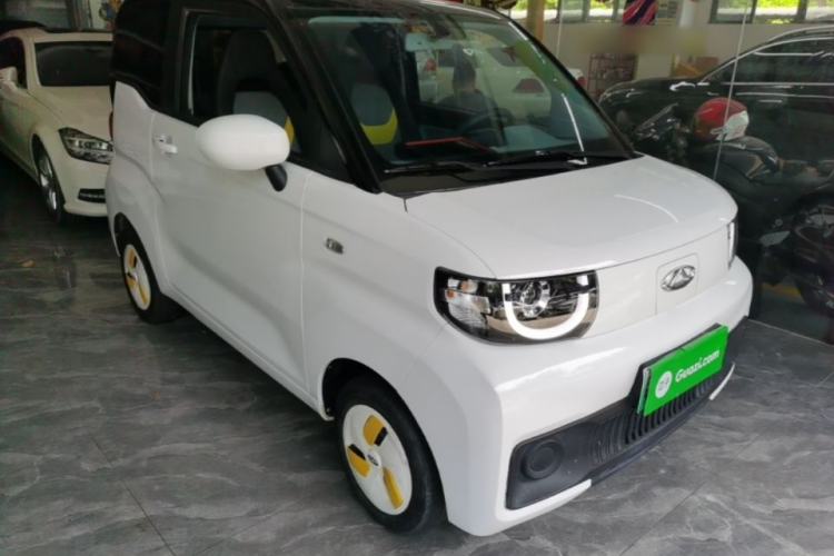 Used Chery QQ Ice Cream 2022 120km Conical Shape Lithium Iron Phosphate Front Right 45 Deg