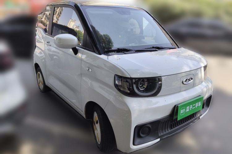 Used Chery QQ Ice Cream 2022 170km Sundae Phosphate Lithium-Ion Front Right 45 Deg