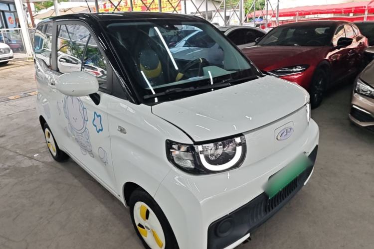Used Chery QQ Ice Cream 2022 170km Sundae Phosphate Lithium-Ion Front Right 45 Deg