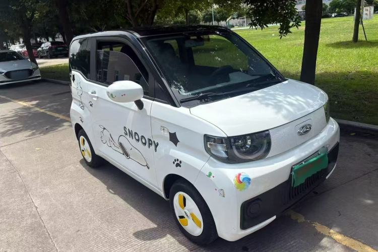 Used Chery QQ Ice Cream 2022 120km Conical Shape Lithium Iron Phosphate Front Right 45 Deg