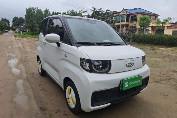 Used Chery QQ Ice Cream 2022 120km Conical Shape Lithium Iron Phosphate Front Right 45 Deg