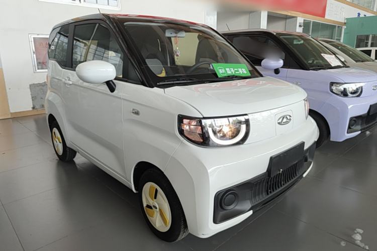 Used Chery QQ Ice Cream 2022 120km Conical Shape Lithium Iron Phosphate Front Right 45 Deg