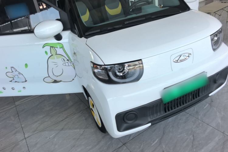 Used Chery QQ Ice Cream 2022 170km Sundae Phosphate Lithium-Ion Front Right 45 Deg