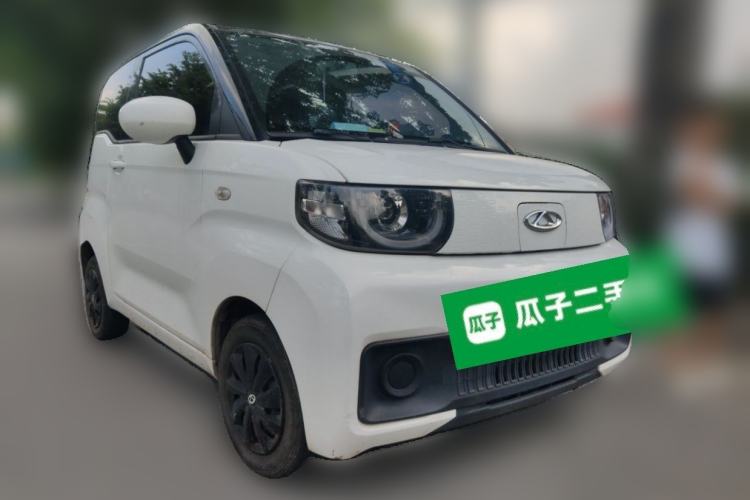 Used Chery QQ Ice Cream 2022 170km Sundae Phosphate Lithium-Ion Front Right 45 Deg