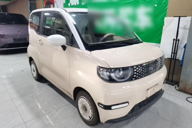Used Chery QQ Ice Cream 2022 170km Sundae Phosphate Lithium-Ion Front Right 45 Deg