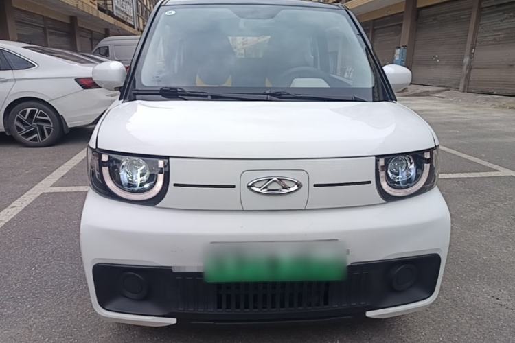 Used Chery QQ Ice Cream 2022 Pudding Model Front