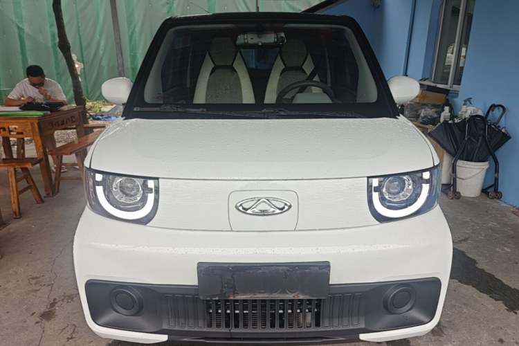 Used Chery QQ Ice Cream 2022 170km Sundae Phosphate Lithium-Ion Front