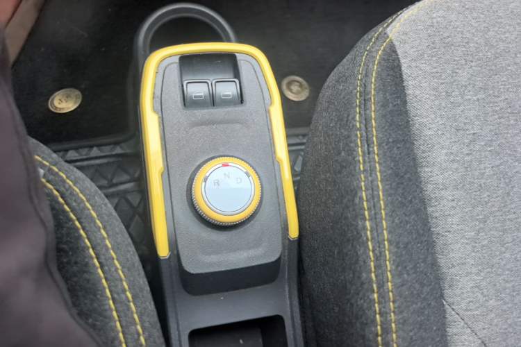 Used Chery QQ Ice Cream 2022 Pudding Model Gear Lever