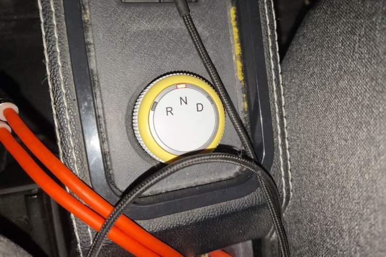Used Chery QQ Ice Cream 2022 120km Conical Shape Lithium Iron Phosphate Gear Lever