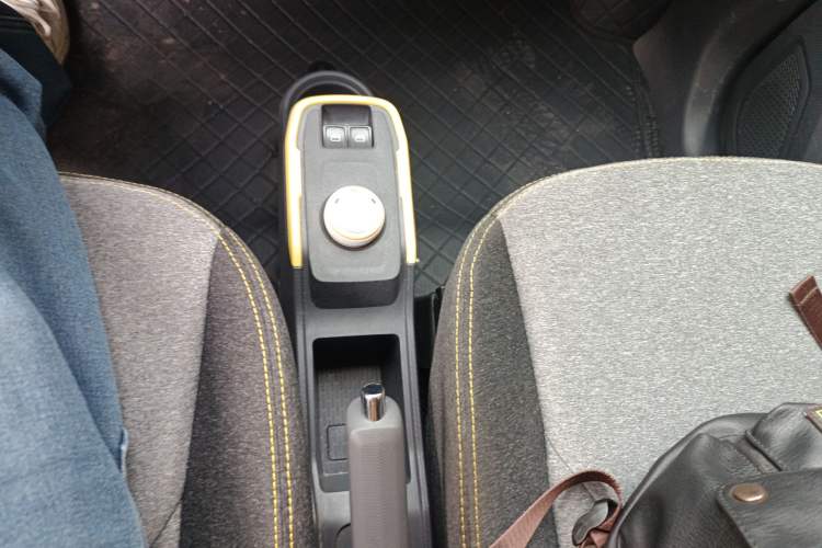 Used Chery QQ Ice Cream  Gear Lever