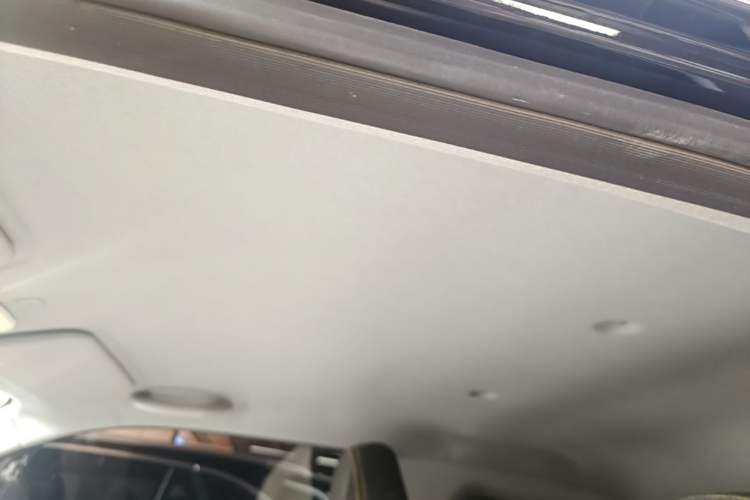Used Chery QQ Ice Cream 2022 170km Sundae Phosphate Lithium-Ion Headliner
