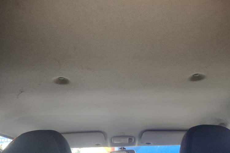 Used Chery QQ Ice Cream 2022 120km Conical Shape Lithium Iron Phosphate Headliner