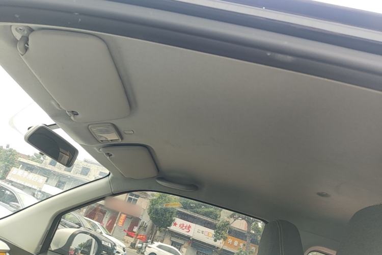 Used Chery QQ Ice Cream 2022 170km Sundae Phosphate Lithium-Ion Headliner