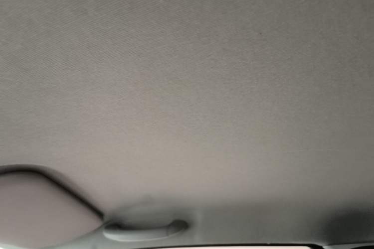 Used Chery QQ Ice Cream 2022 170km Sundae Phosphate Lithium-Ion Headliner