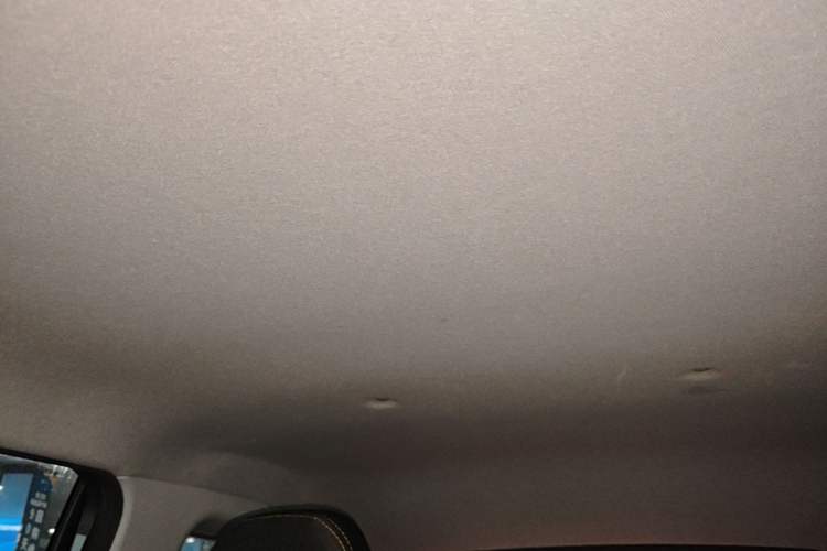 Used Chery QQ Ice Cream 2022 170km Sundae Phosphate Lithium-Ion Headliner