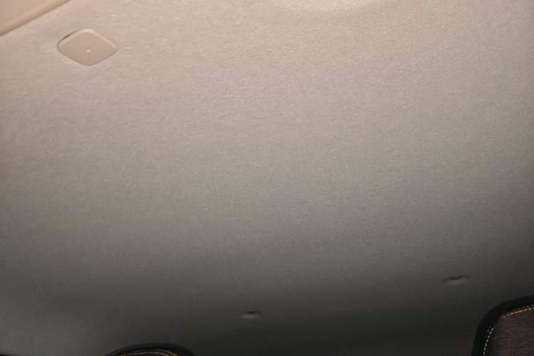 Used Chery QQ Ice Cream 2022 170km Sundae Phosphate Lithium-Ion Headliner