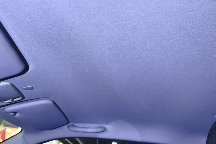 Used Chery QQ Ice Cream 2022 120km Conical Shape Lithium Iron Phosphate Headliner