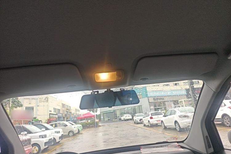 Used Chery QQ Ice Cream 2022 170km Sundae Phosphate Lithium-Ion Headliner