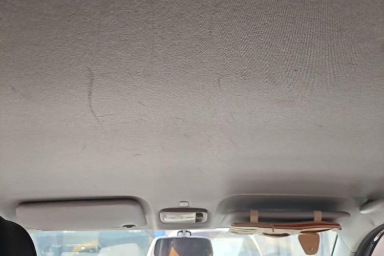 Used Chery QQ Ice Cream 2022 120km Conical Shape Lithium Iron Phosphate Headliner