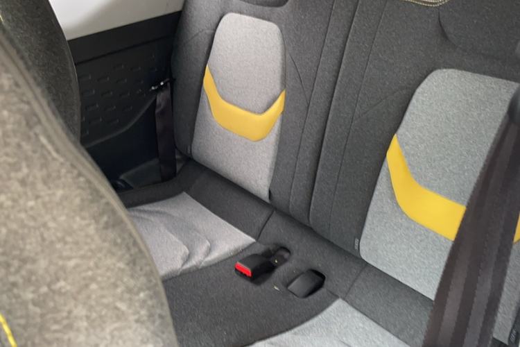 Used Chery QQ Ice Cream 2022 170km Sundae Phosphate Lithium-Ion Interior 3