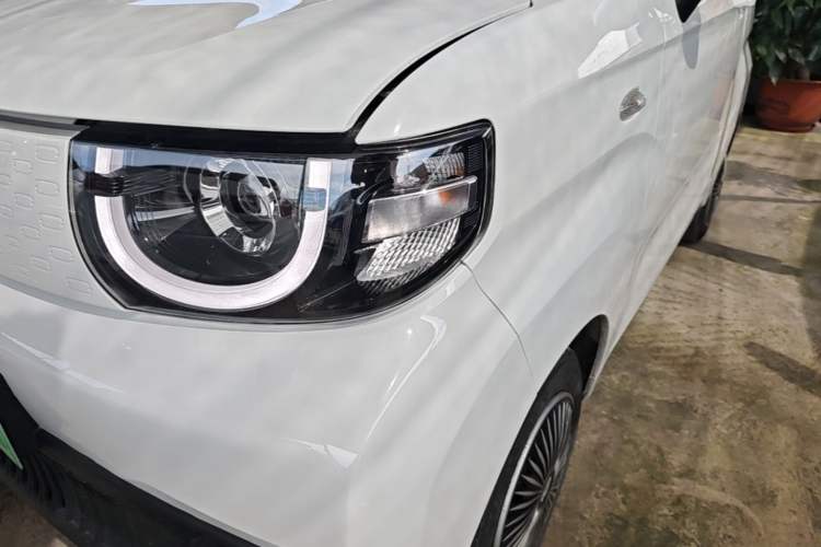 Used Chery QQ Ice Cream 2022 170km Sundae Phosphate Lithium-Ion Left Front Headlight