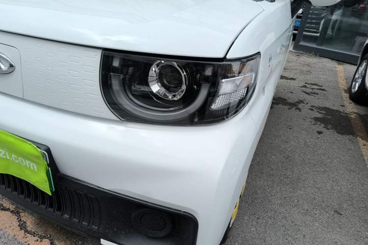 Used Chery QQ Ice Cream 2022 170km Sundae Phosphate Lithium-Ion Left Front Headlight