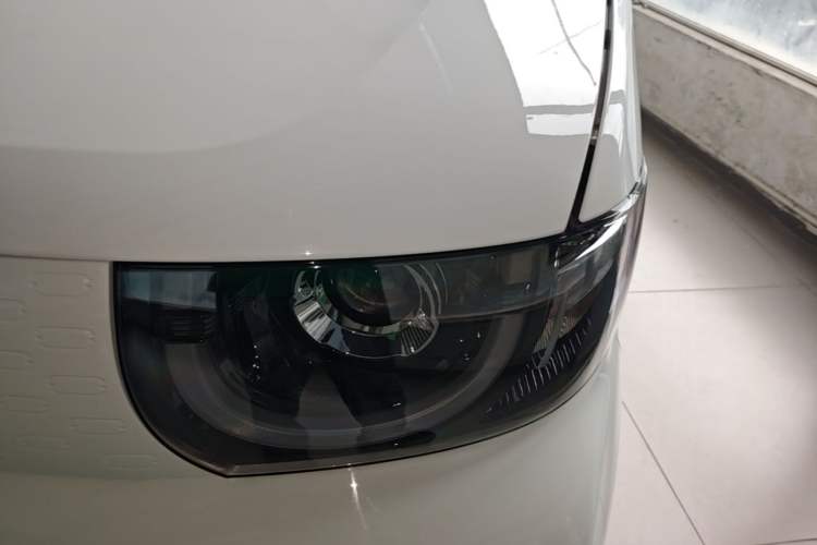 Used Chery QQ Ice Cream 2022 170km Sundae Phosphate Lithium-Ion Left Front Headlight