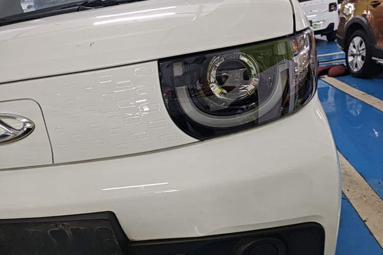 Used Chery QQ Ice Cream 2022 170km Sundae Phosphate Lithium-Ion Left Front Headlight