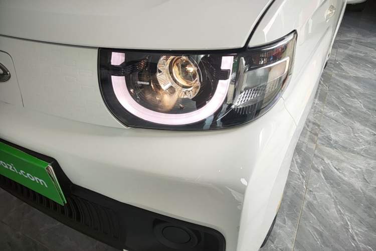 Used Chery QQ Ice Cream 2022 170km Sundae Ternary Lithium Left Front Headlight