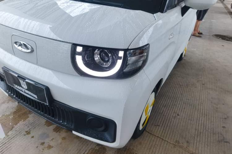 Used Chery QQ Ice Cream 2022 170km Sundae Phosphate Lithium-Ion Left Front Headlight