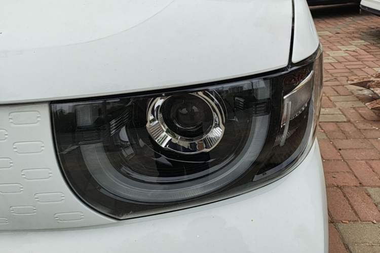 Used Chery QQ Ice Cream 2022 170km Sundae Phosphate Lithium-Ion Left Front Headlight
