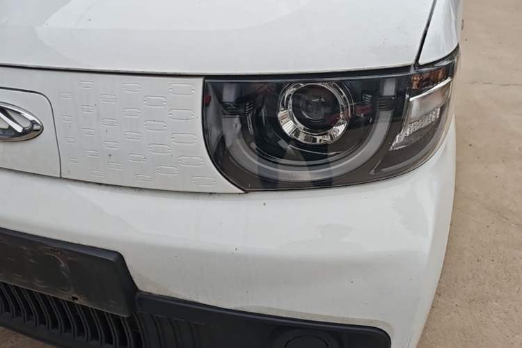Used Chery QQ Ice Cream 2022 120km Conical Shape Lithium Iron Phosphate Left Front Headlight